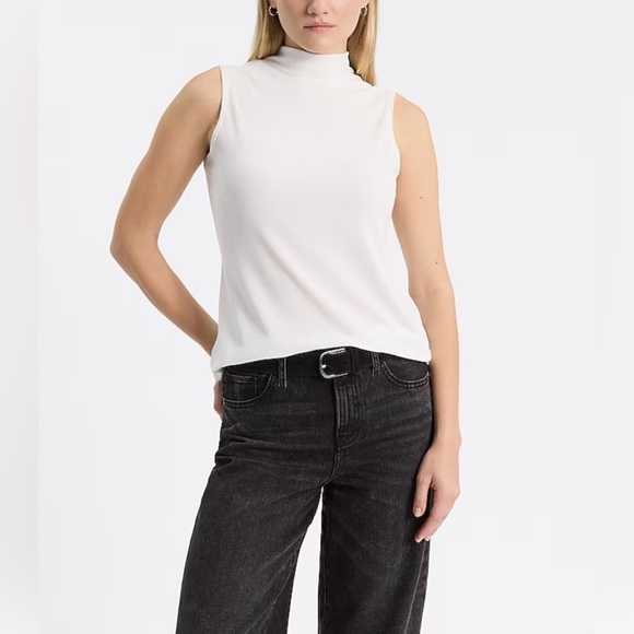 Express White Ribbed Fitted Mock Neck Tank New - Picture 2 of 4